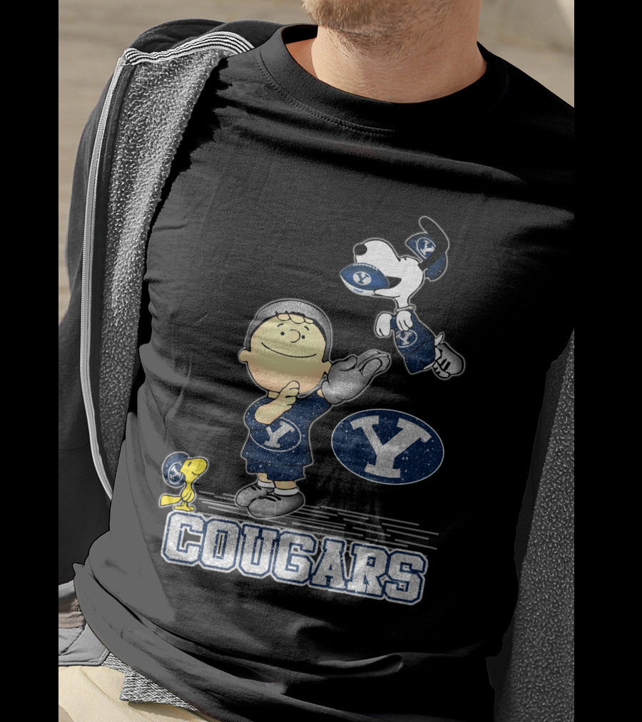 Snoopy Love BYU Cougars Peanuts Football Team Spirit T-Shirt