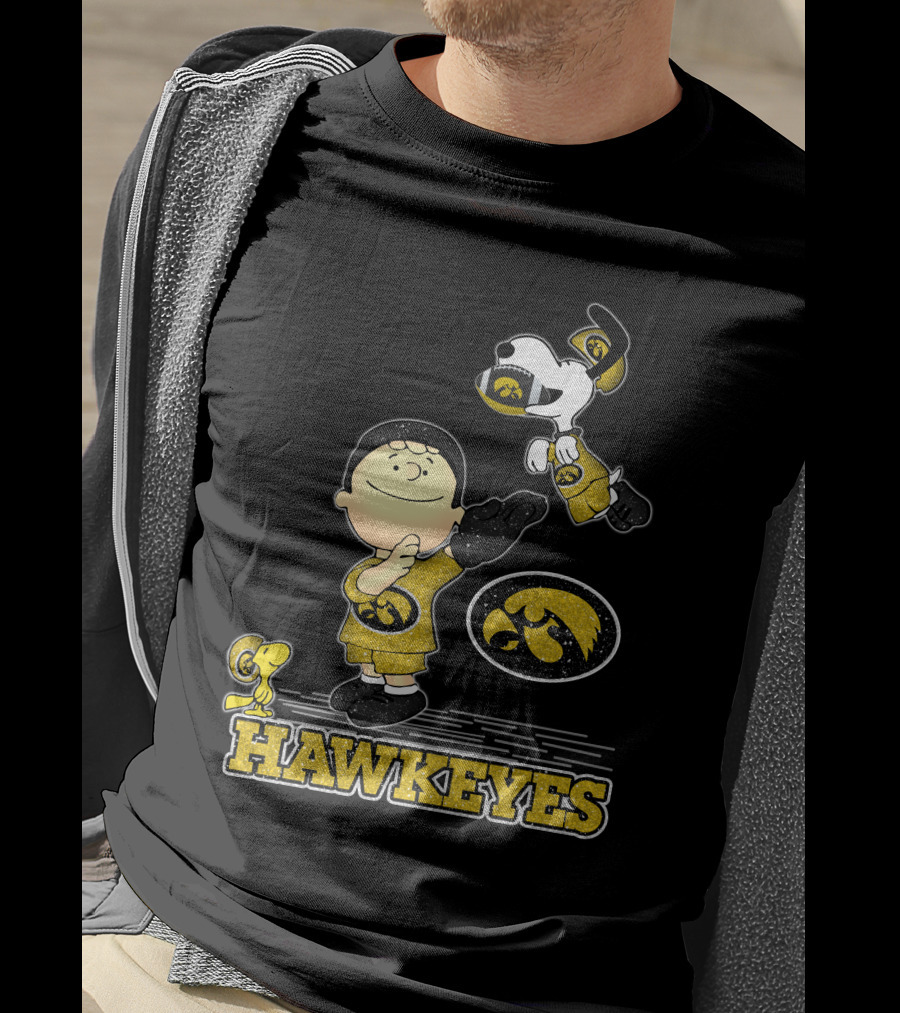 Snoopy And Woodstock Support Iowa Hawkeyes Football With Peanuts T-Shirt