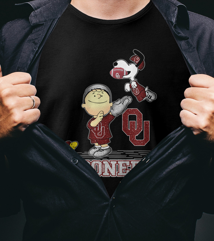 Snoopy OU Sooners Peanuts Football Fan T-Shirt