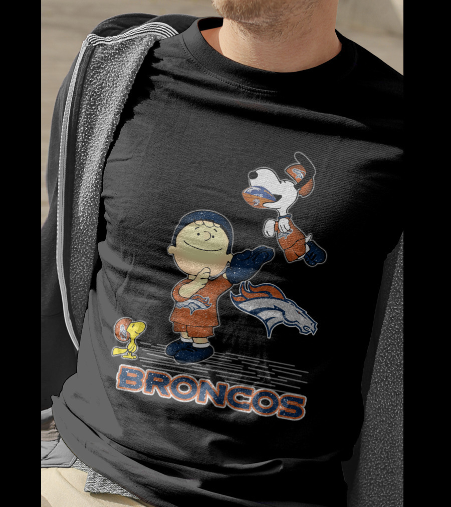 Snoopy And Friends Denver Broncos Football T-Shirt