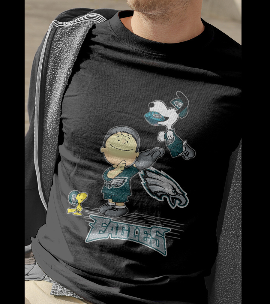 Snoopy Love Philadelphia Eagles Peanuts Characters Football Fun T-Shirt