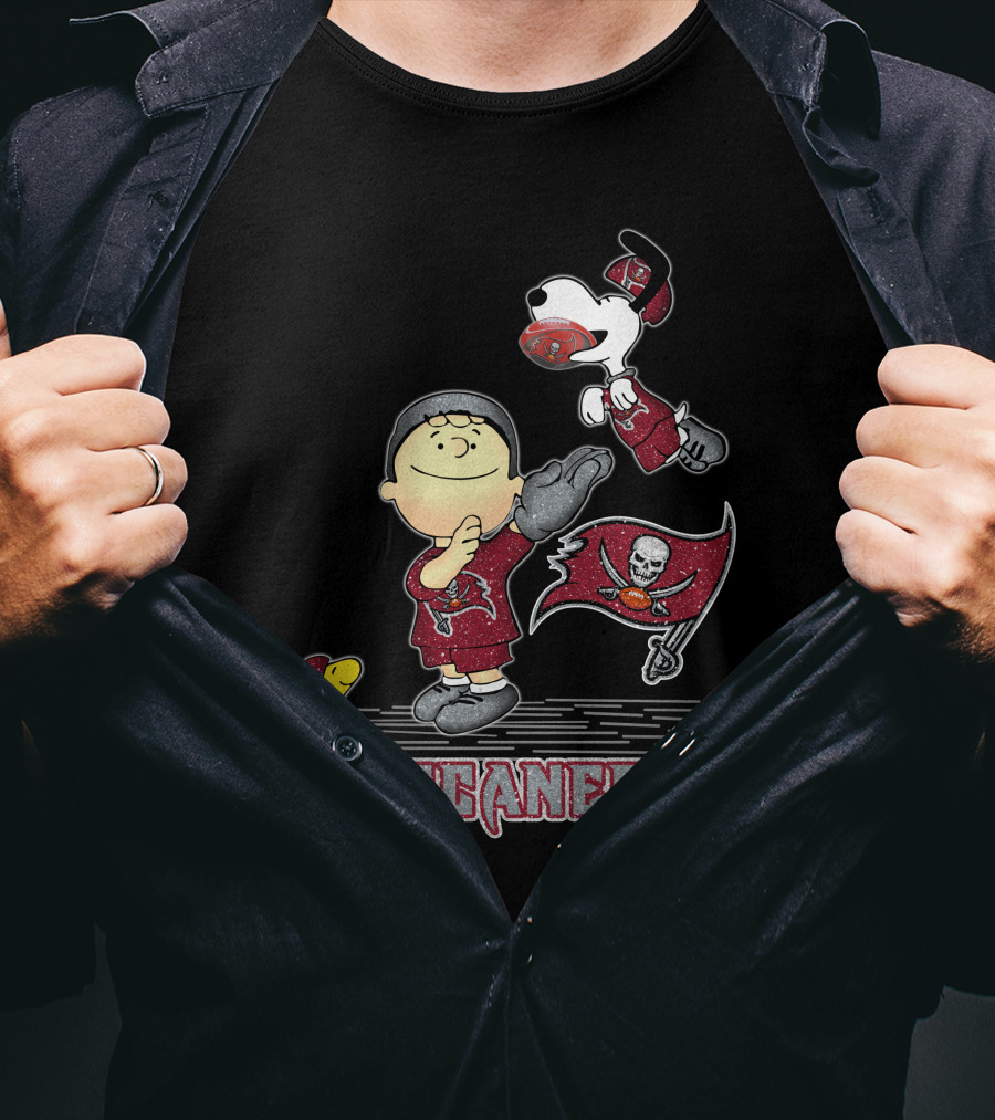 Snoopy Buccaneers Love Tampa Bay Football Peanuts Characters T-Shirt
