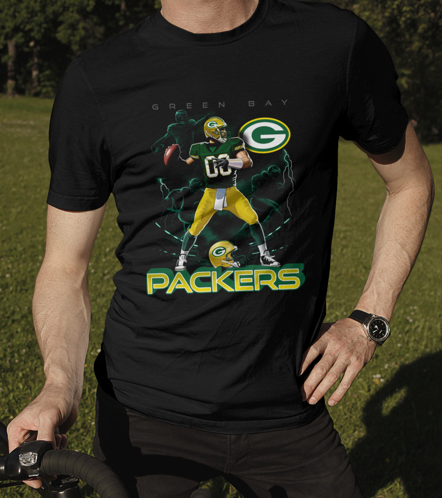 Green Bay Packers Quarterback Action And Helmet T-Shirt