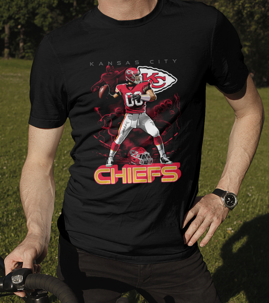 Kansas City Chiefs Football Player With Kc Helmet T-Shirt