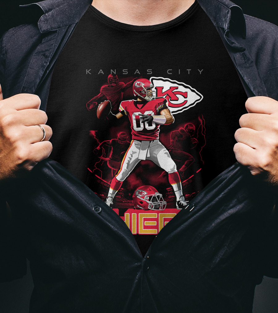 Kansas City Chiefs Football Player With Kc Helmet T-Shirt