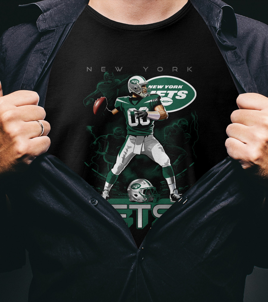 New York Jets Football Quarterback Action And Team T-Shirt