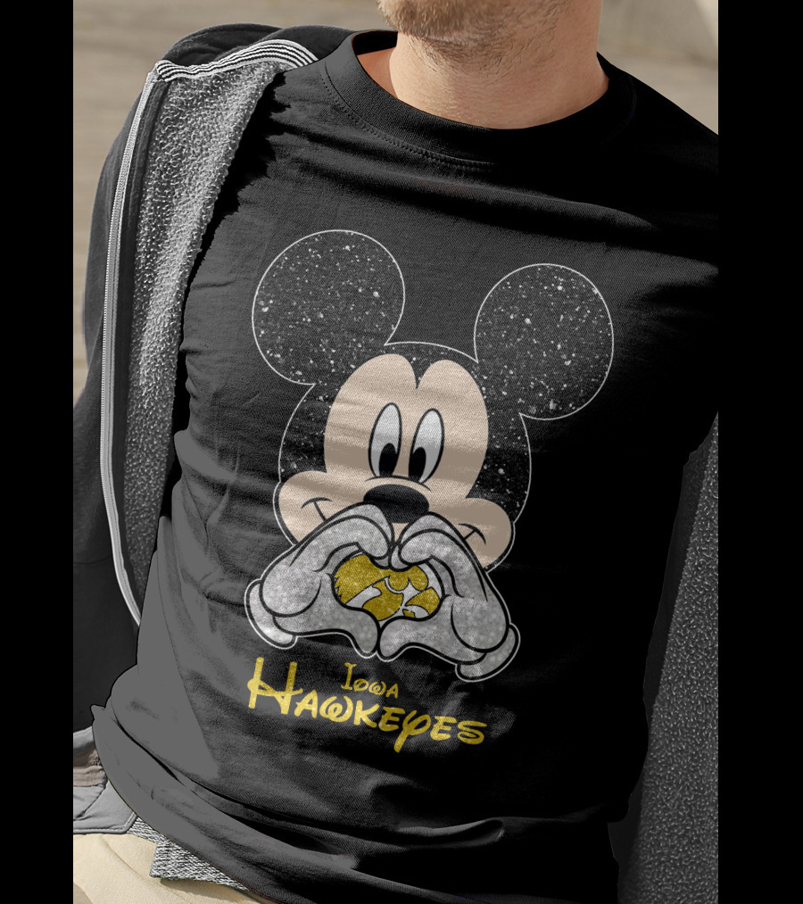 Mickey Mouse Iowa Hawkeyes Ncaa Football Fans T-Shirt
