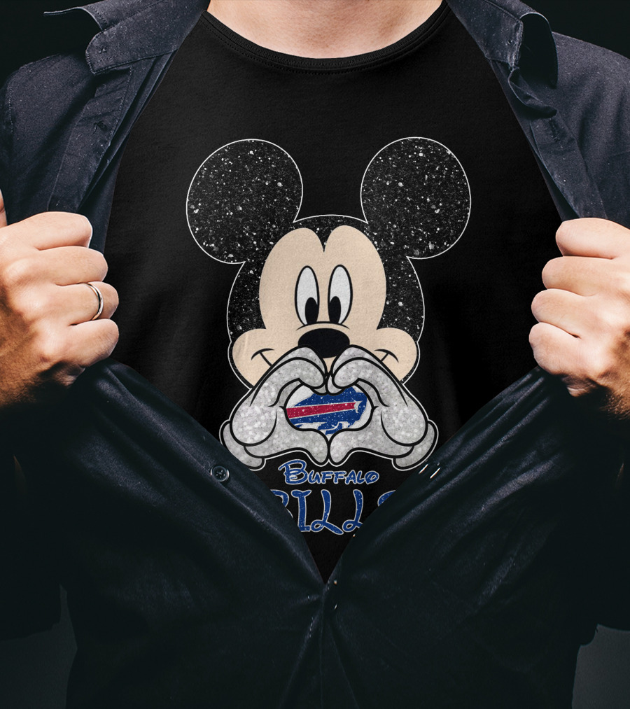 Mickey Holding Heart Buffalo Bills T-Shirt