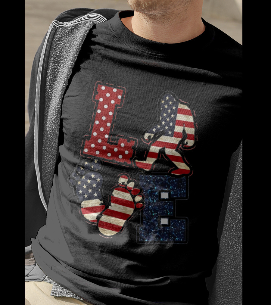 Patriotic Bigfoot Love American Flag T-Shirt