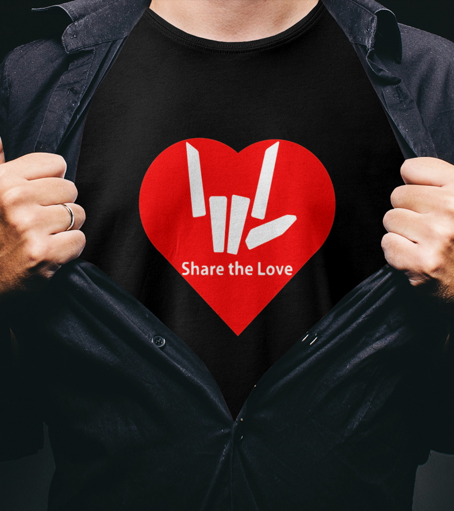 Share The Love Heart Symbol With Hand Gesture T-Shirt
