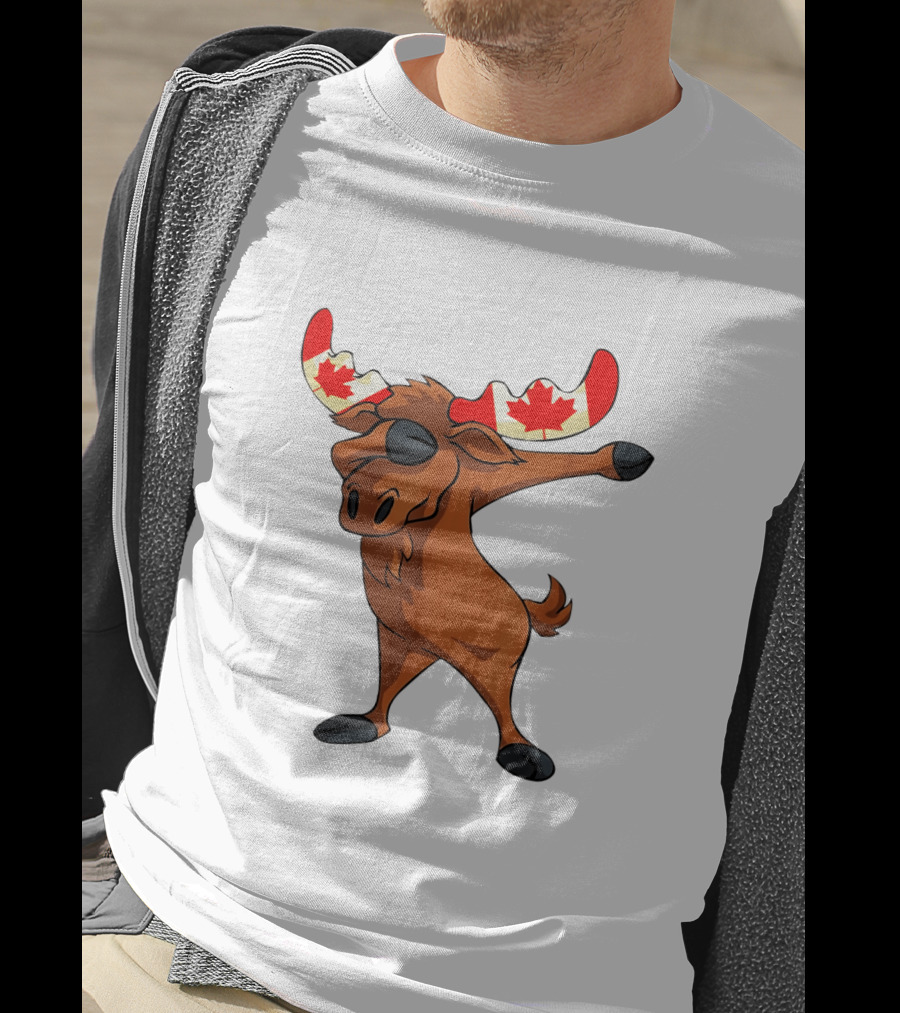 Canadian Moose With Maple Leaf Antlers Dabbing Pose Canada Day T-Shirt