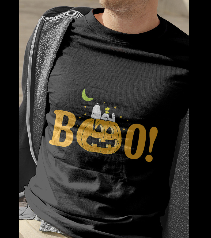 Snoopy And Woodstock Halloween Boo Pumpkin Moon Stars T-Shirt