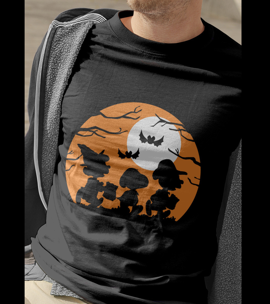 Peanuts Halloween Trick Or Treat Moonlit Bats T-Shirt