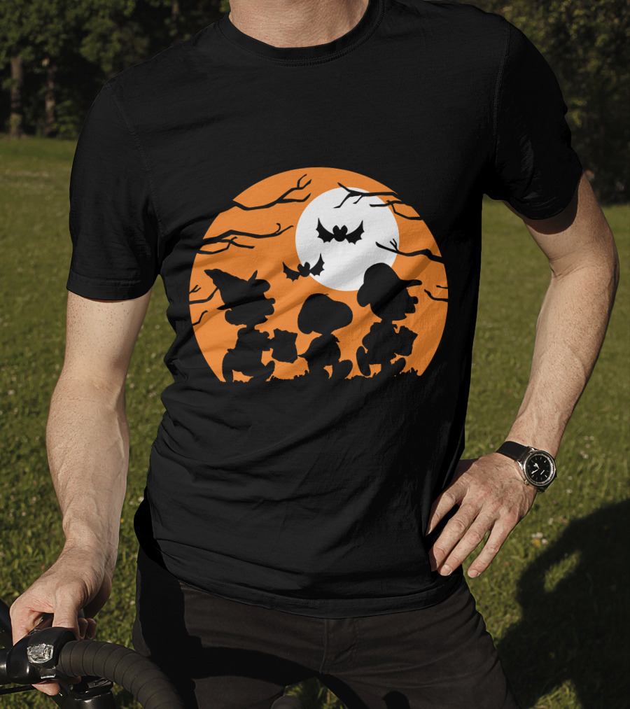 Peanuts Halloween Trick Or Treat Moonlit Bats T-Shirt