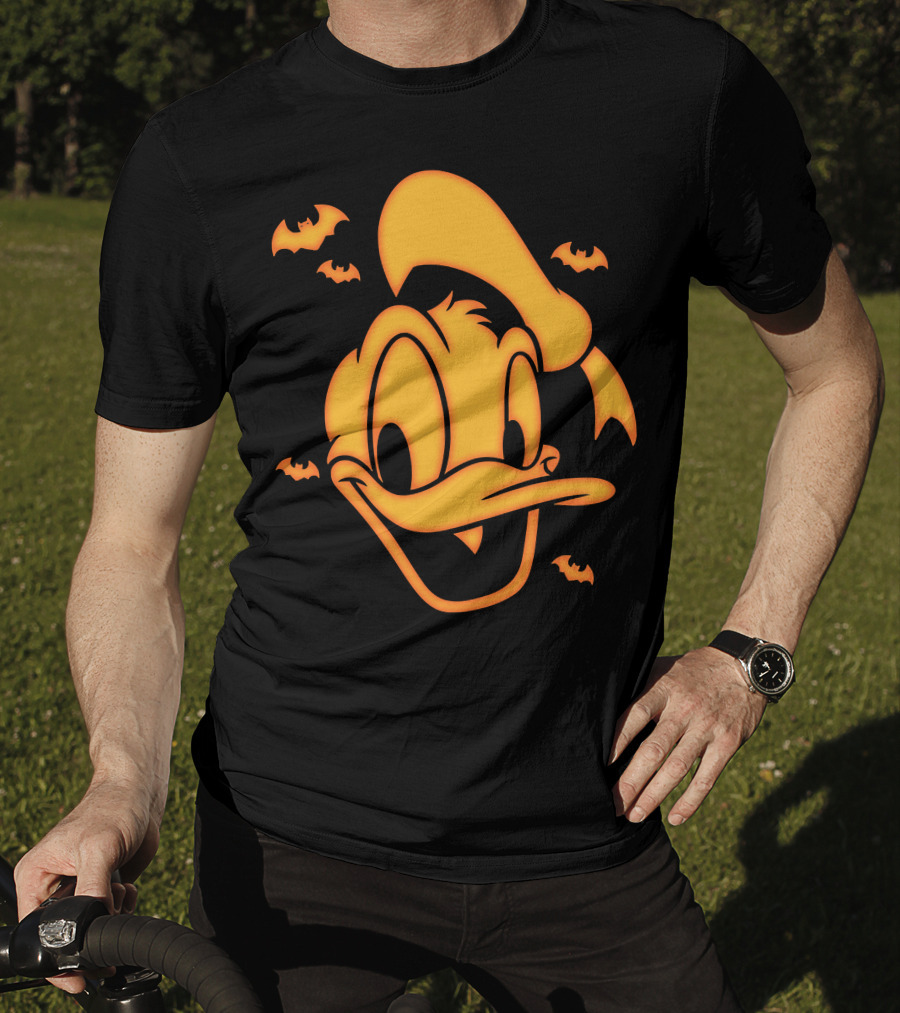 Halloween Donald Duck Carving With Bats T-Shirt