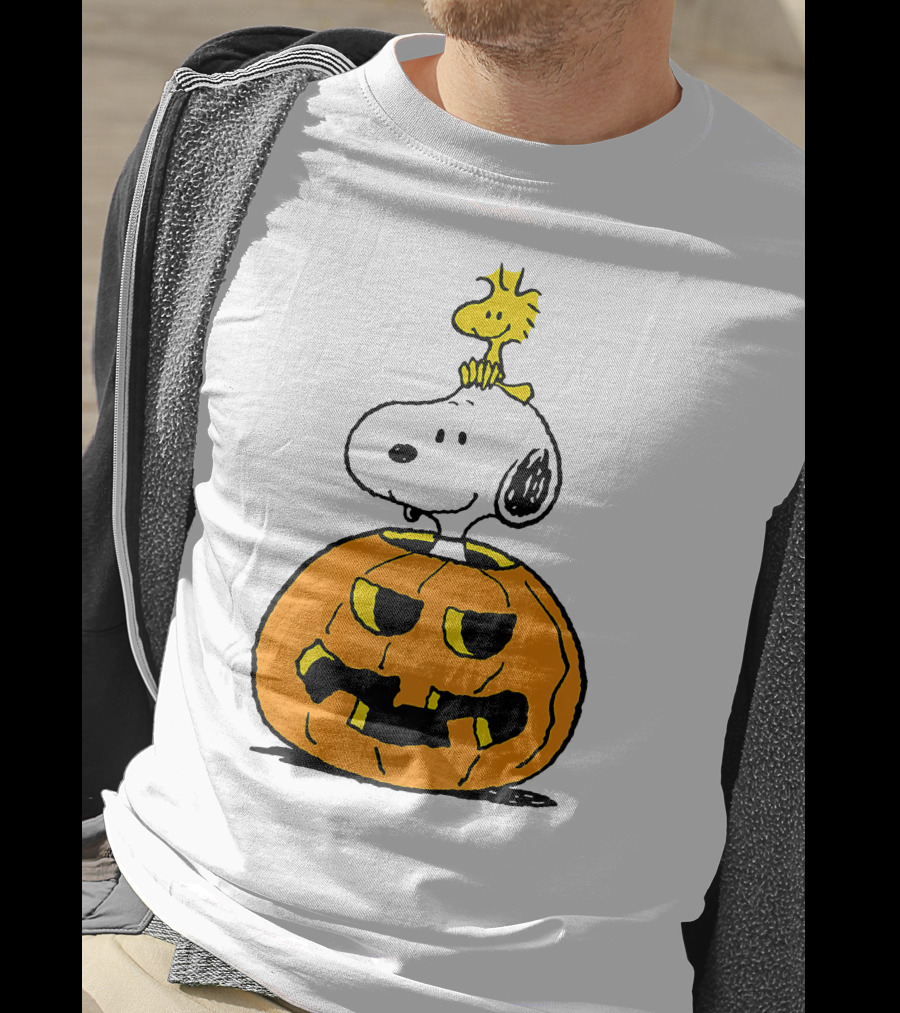 Halloween Snoopy Woodstock Pumpkin Peanuts Cartoon T-Shirt