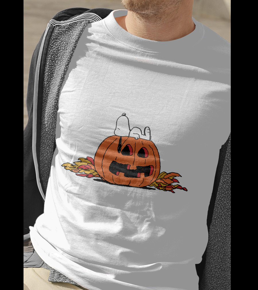 Snoopy Halloween Pumpkin Lantern T-Shirt