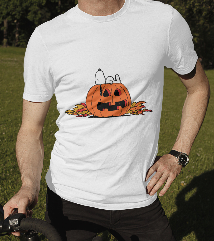 Snoopy Halloween Pumpkin Lantern T-Shirt