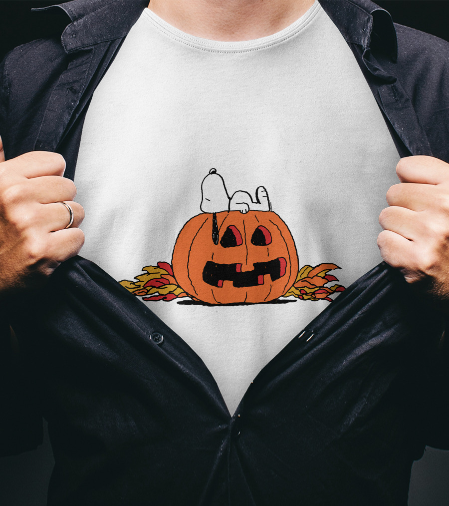 Snoopy Halloween Pumpkin Lantern T-Shirt