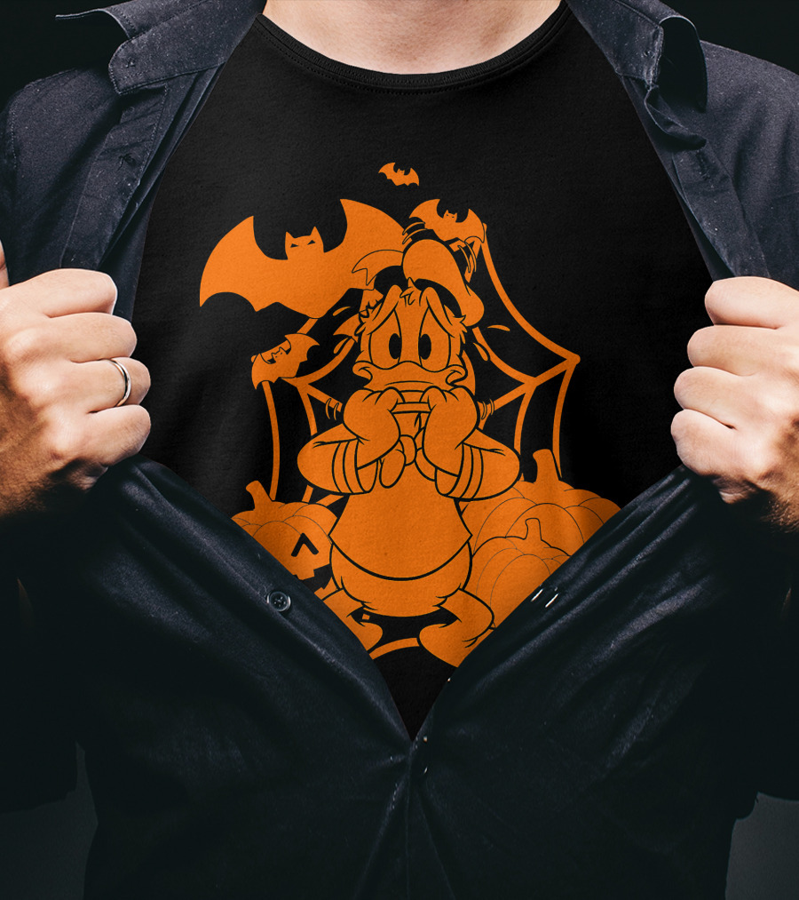 Donald Duck Halloween Pumpkins With Bat And Spider Webs T-Shirt