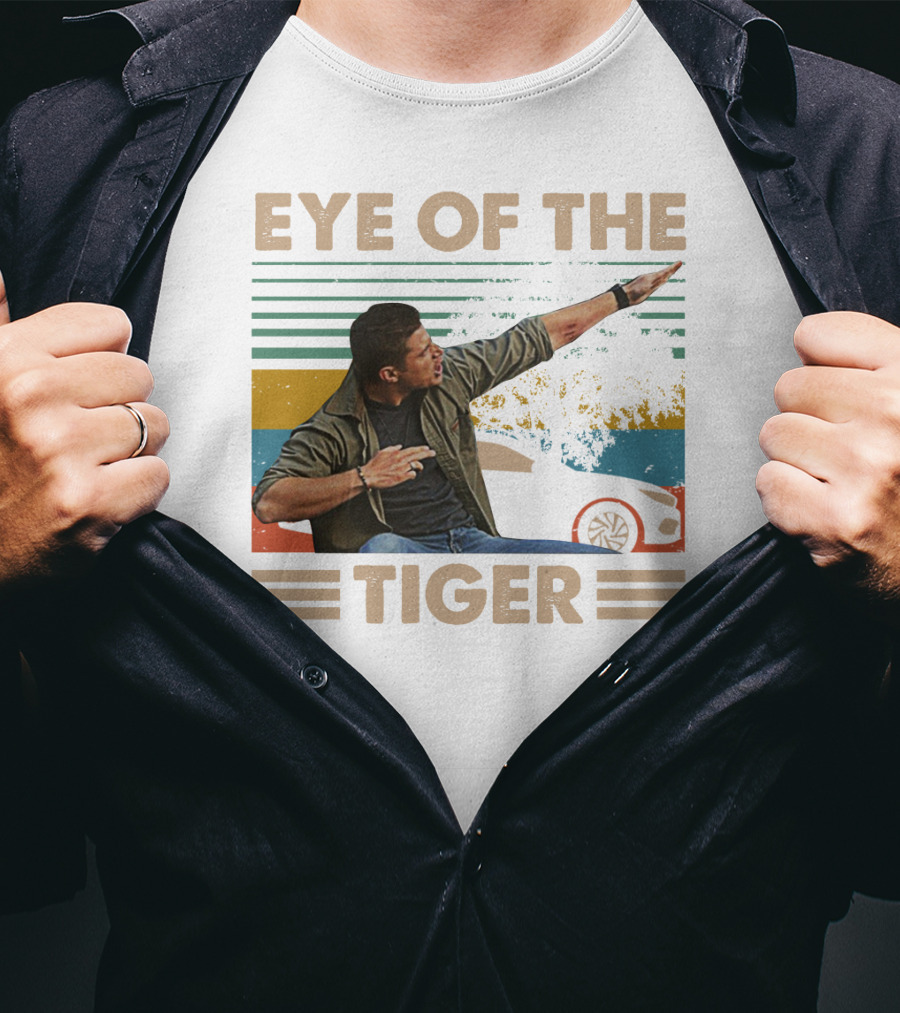 EYE OF THE TIGER Retro Action Pose With Car And Stripes T-Shirt