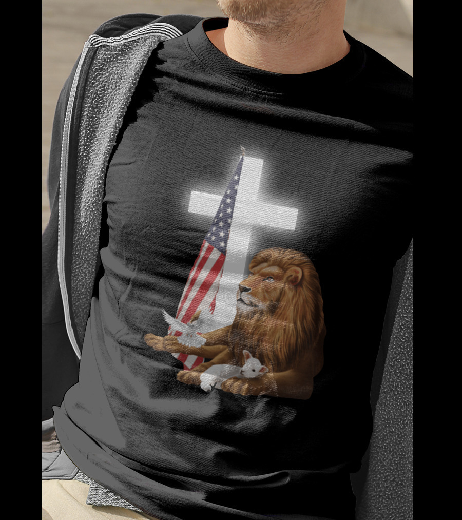 Lion With American Flag And Cross T-Shirt