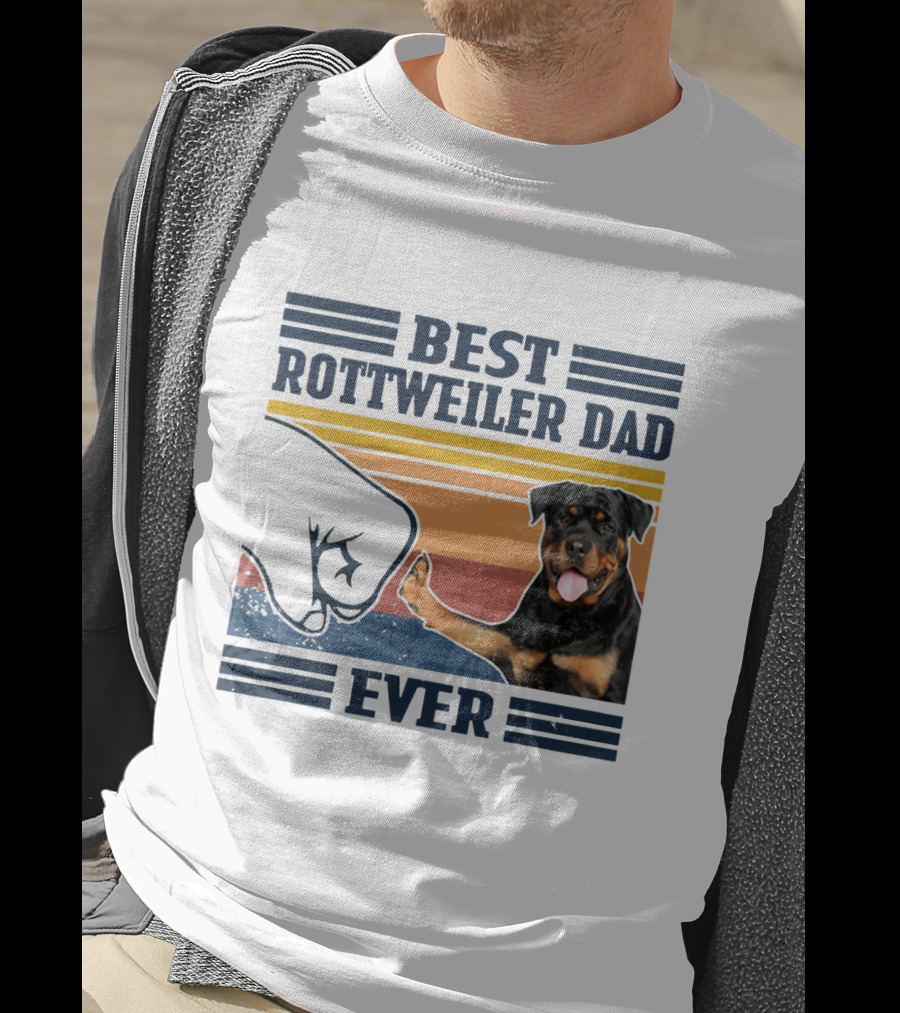 Best Rottweiler Dad Ever Vintage Fist Bump Stripes T-Shirt