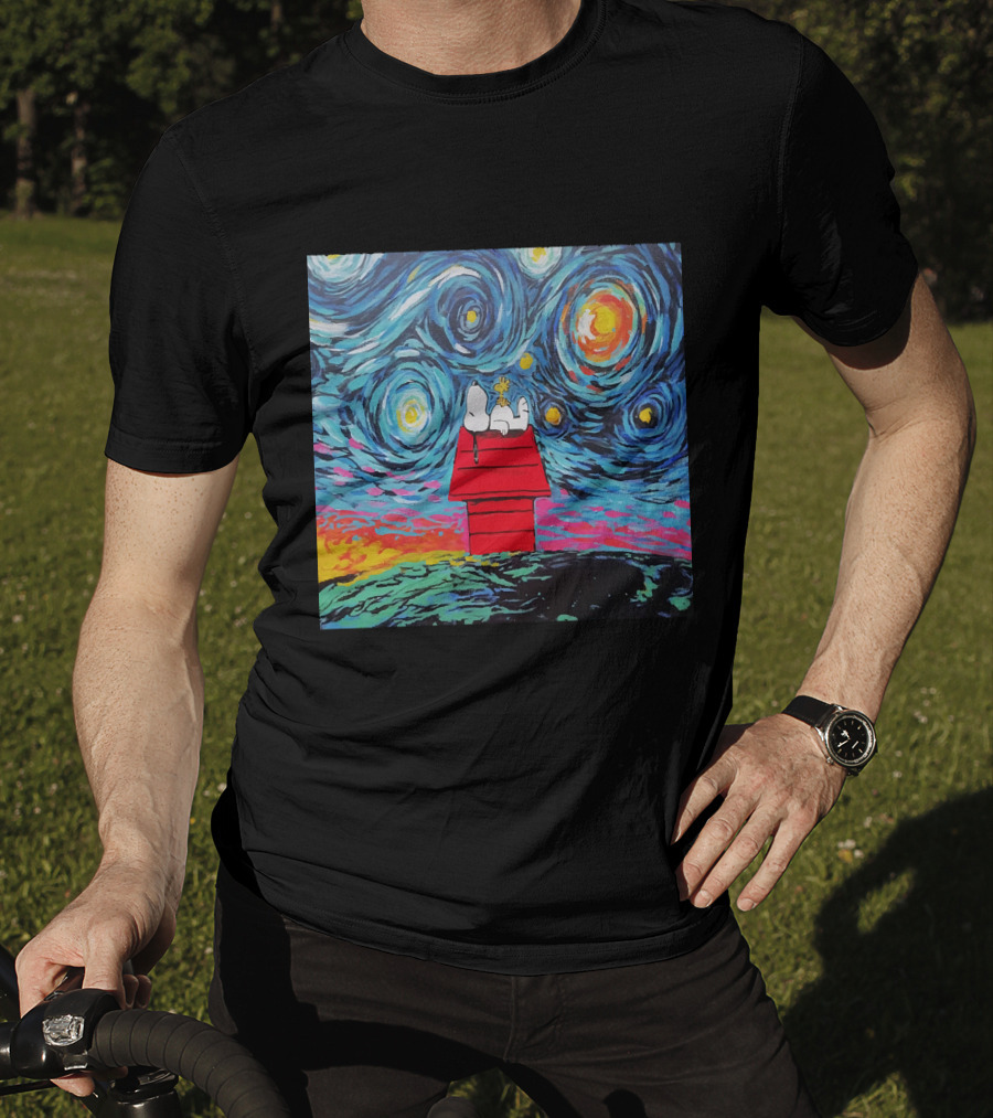 Snoopy And Woodstock On The Doghouse Under A Starry Night T-Shirt
