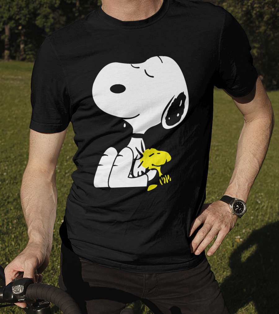 Snoopy Sleep In Peace With Woodstock Sleeping In Black And White Peanuts Comic T-Shirt