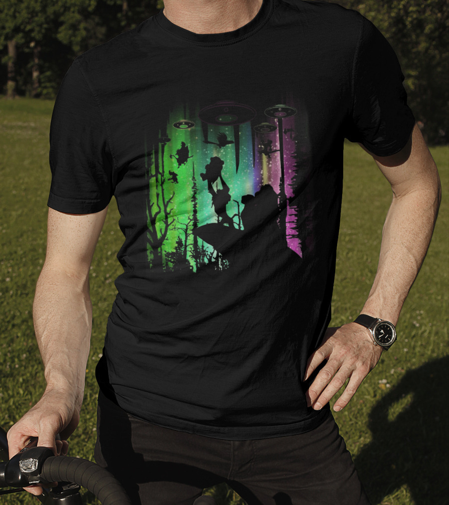 The Lion King Silhouette With UFOs And Aurora In Storm Area Scene T-Shirt