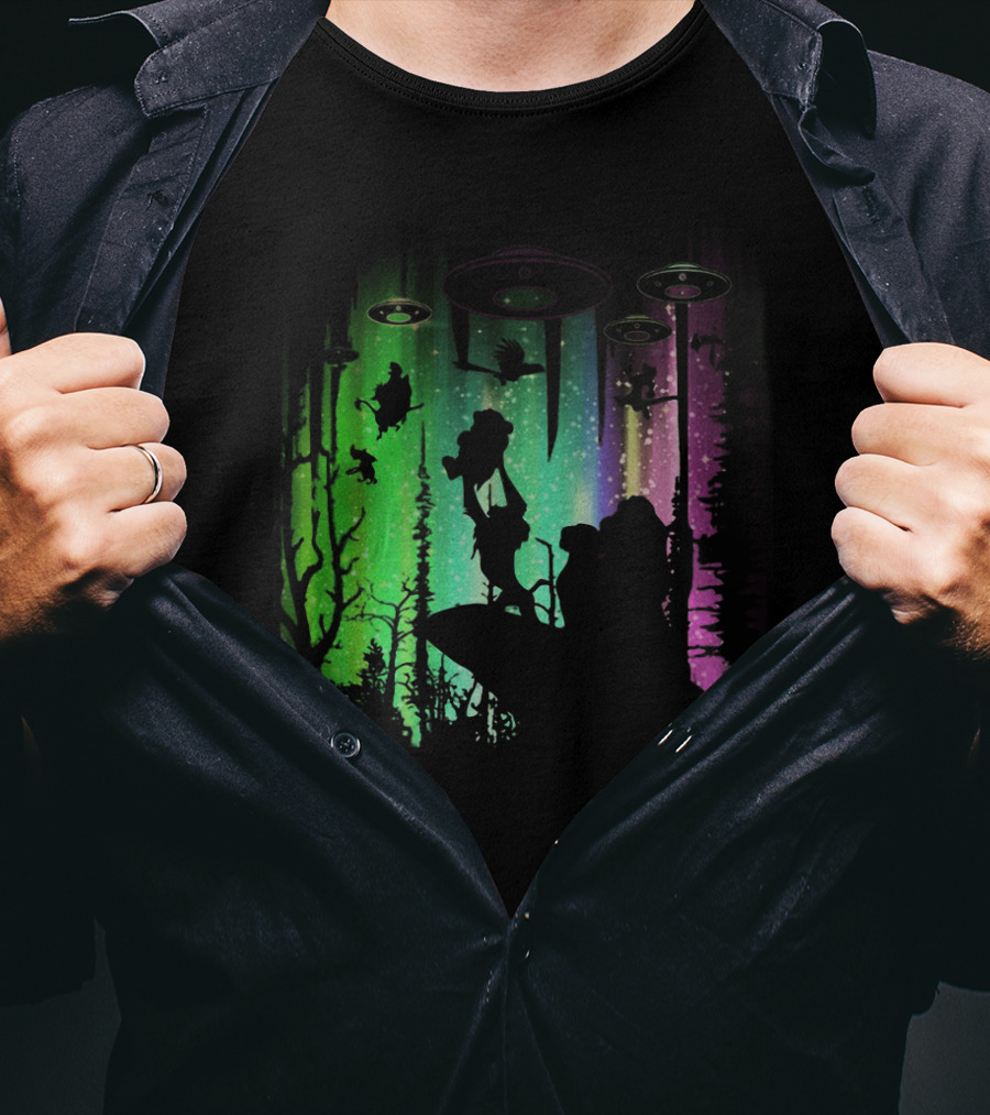 The Lion King Silhouette With UFOs And Aurora In Storm Area Scene T-Shirt
