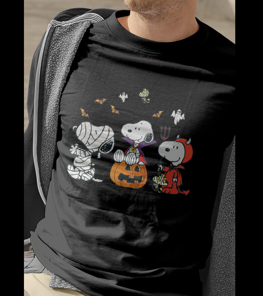 Snoopy Halloween Mummy Vampire Devil Woodstock Peanuts Characters T-Shirt