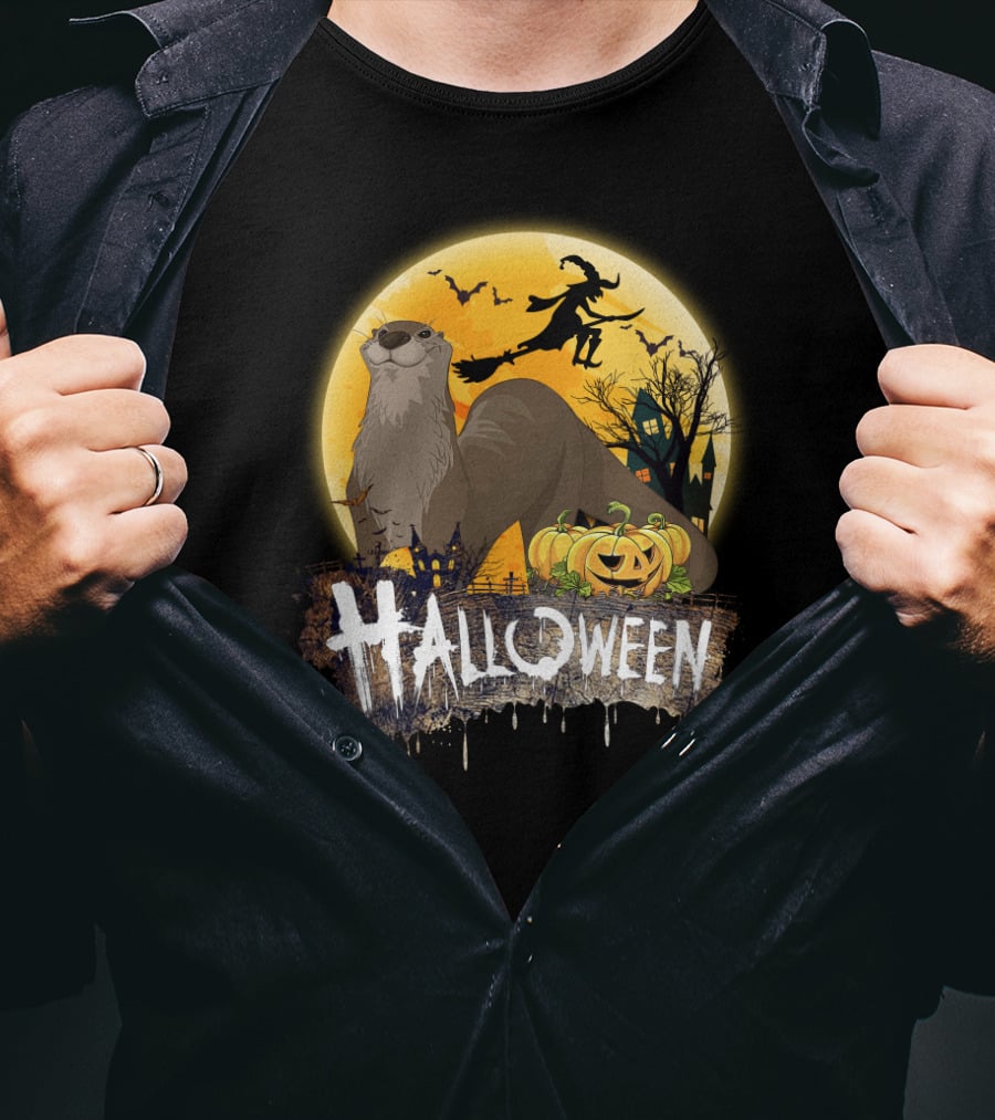Otter Lovers Halloween With Pumpkins And Flying Witch Silhouette Scene T-Shirt