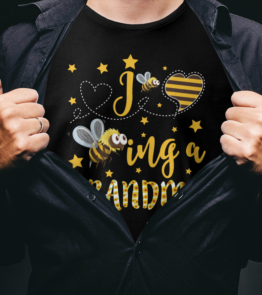 Grandma Bee And Sunflower Heart Delightful Sentiment T-Shirt