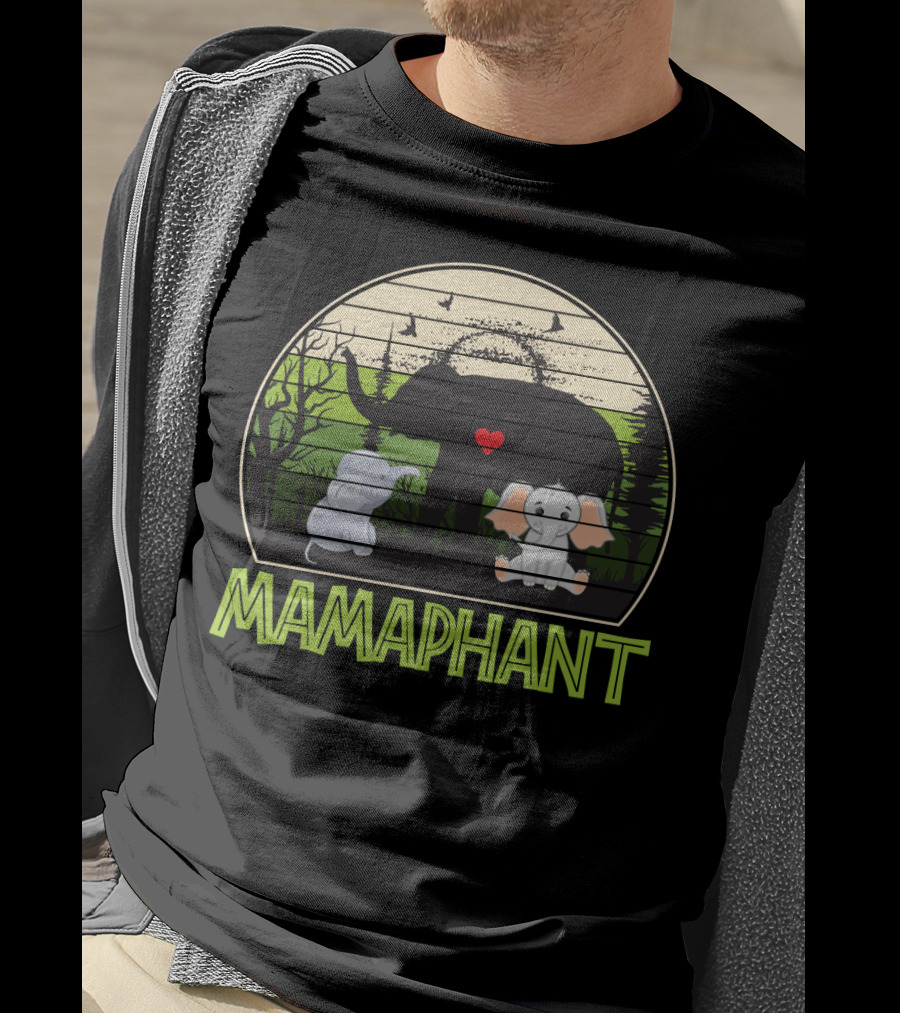 Mamaphant Cute Elephant Mom With Heart And Baby Elephants T-Shirt