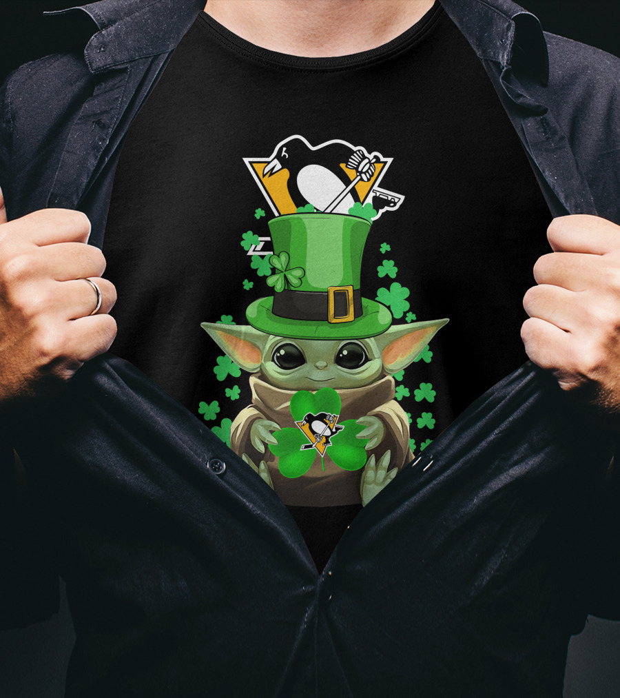 Baby Yoda Penguins St. Patrick's Day Shamrock T-Shirt