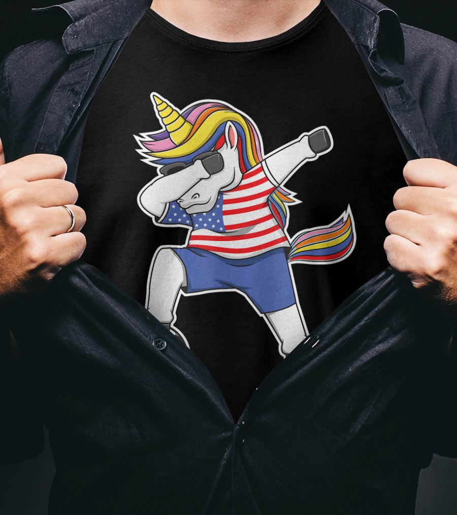 Dabbing Soccer Unicorn USA Girls Unicorn Lover Stars And Stripes Football T-Shirt