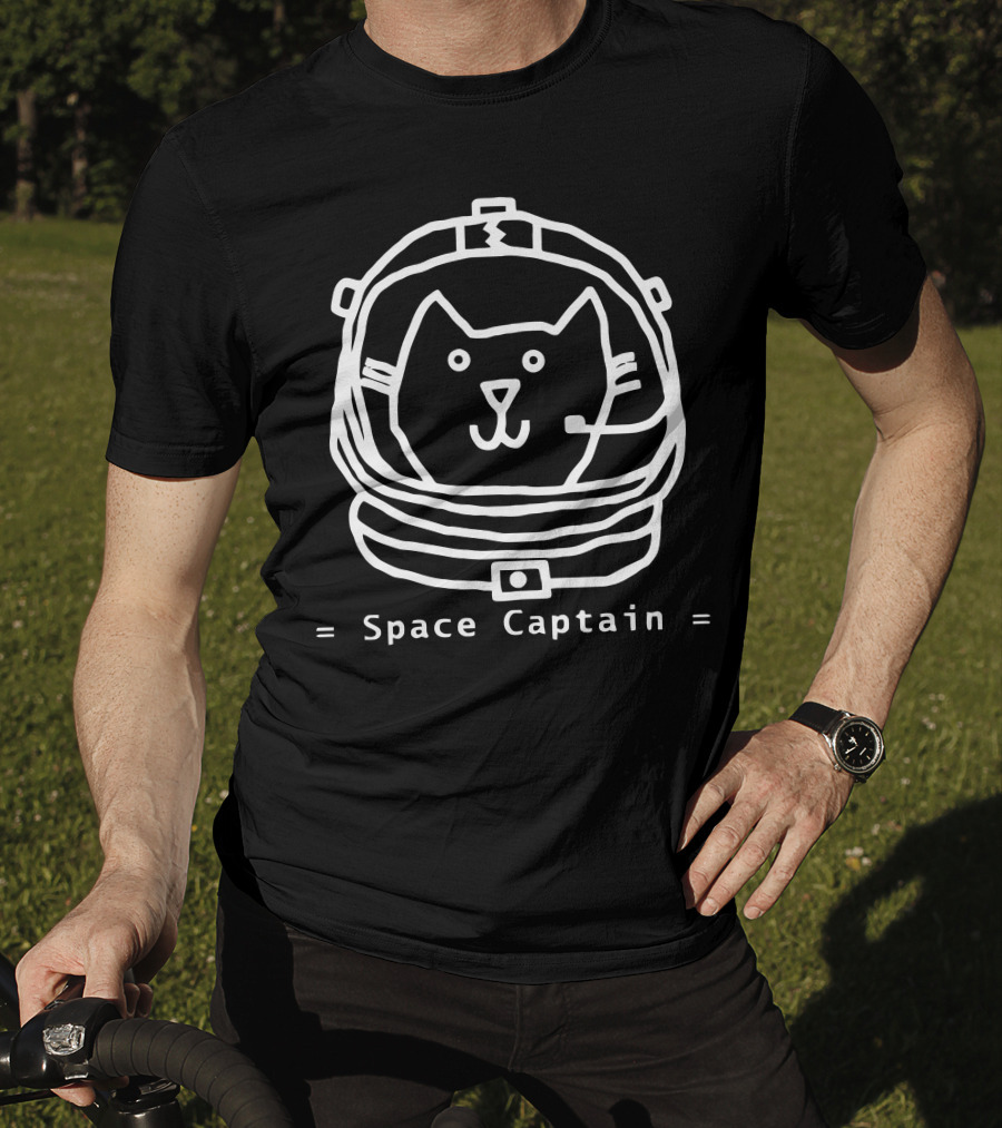 Space Captain Cat In Spacesuit T-Shirt