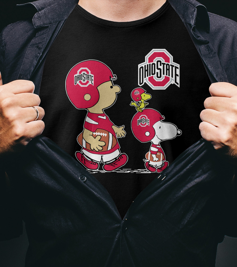 Ohio State Buckeyes Peanuts Characters Football Team Sports Helmet T-Shirt