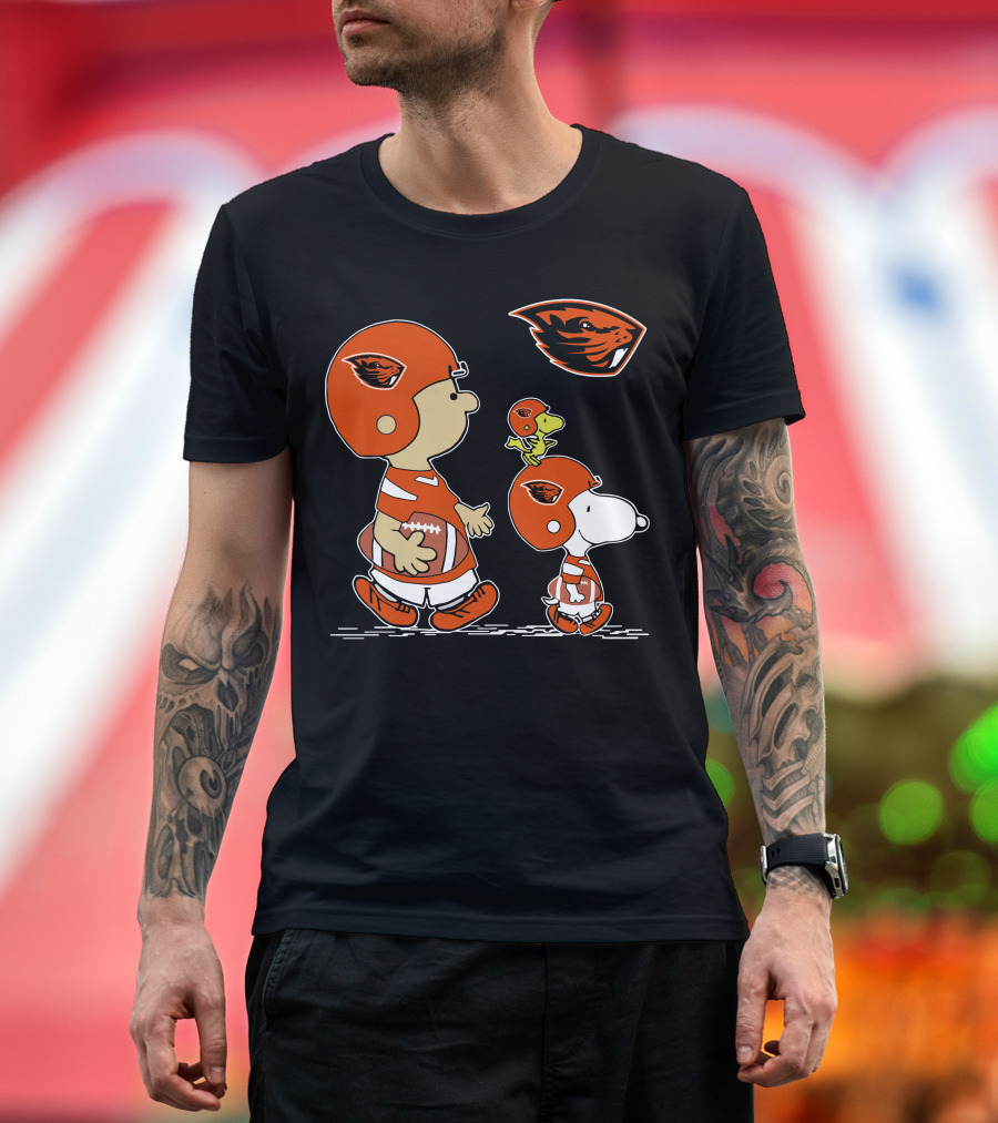Oregon State Beavers Football Helmet Characters Peanuts Style Walking Football Fan T-Shirt