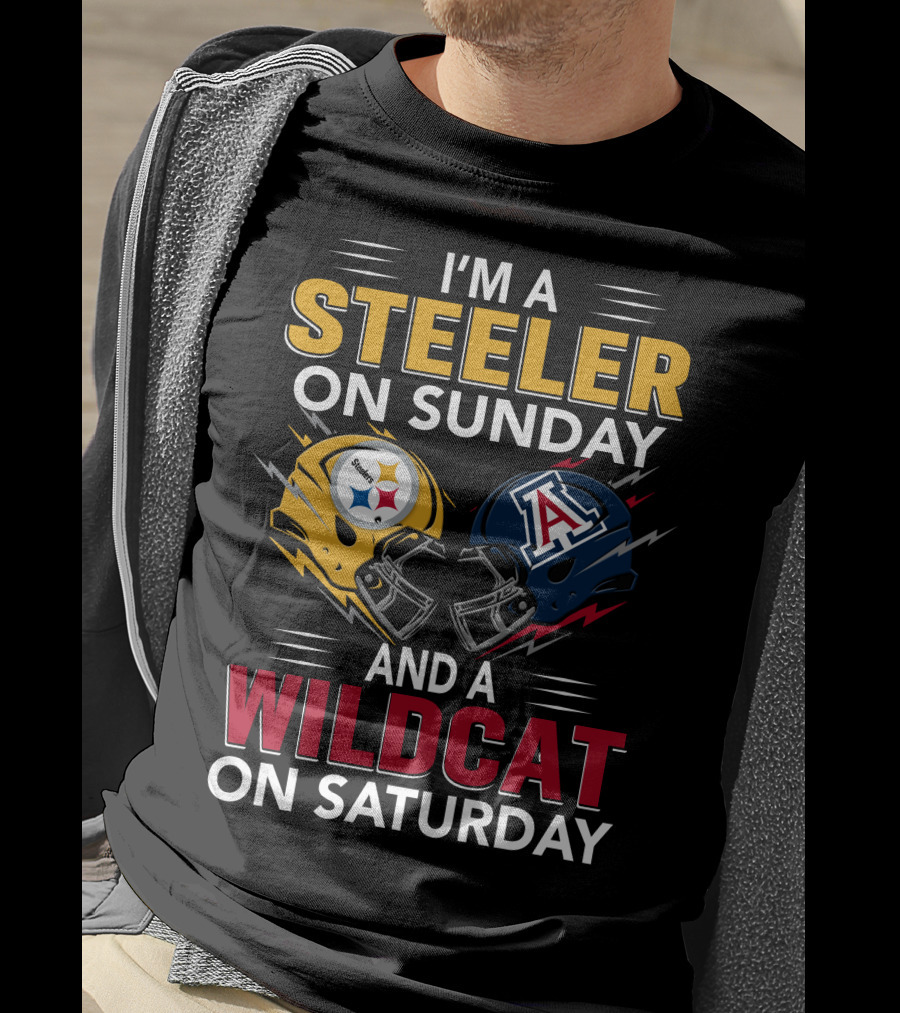 I'm A Steeler On Sunday And A Wildcat On Saturday Helmet Clash T-Shirt