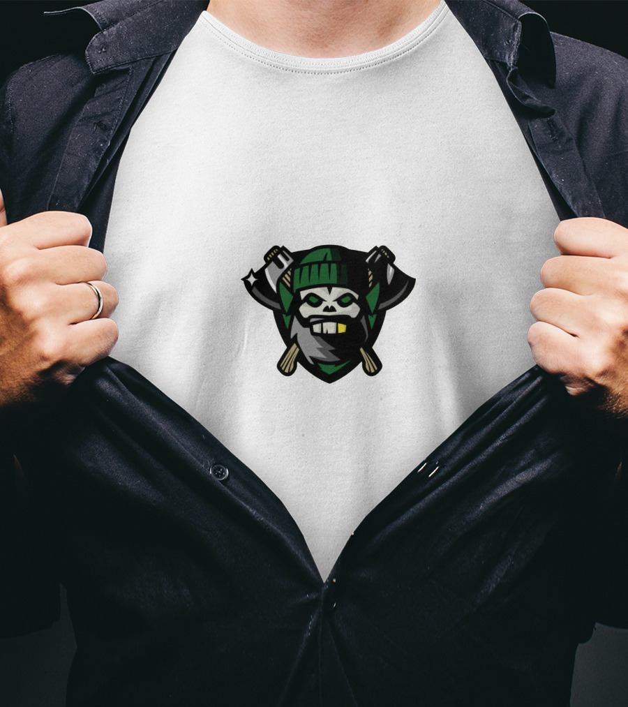 Chicago Huntsmen Skull With Crossed Axes And Green Beanie T-Shirt