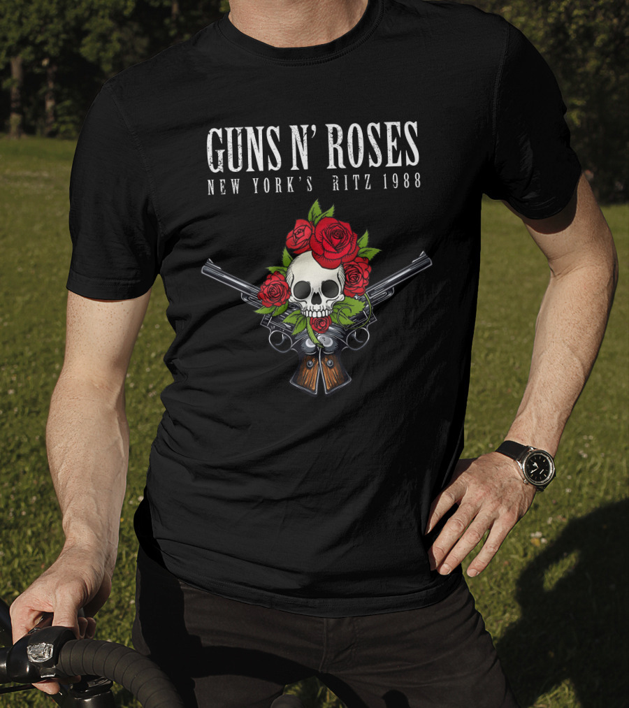 Guns N' Roses New York's Ritz 1988 Skull Roses Pistols T-Shirt