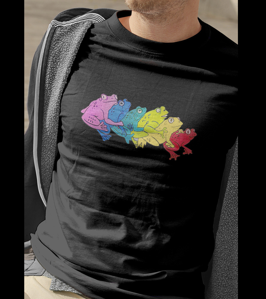 Internet Comment Etiquette Colorful Rainbow Frogs T-Shirt