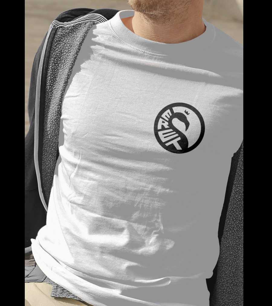 Eret Alastair Crowned Flamingo Black Circle T-Shirt