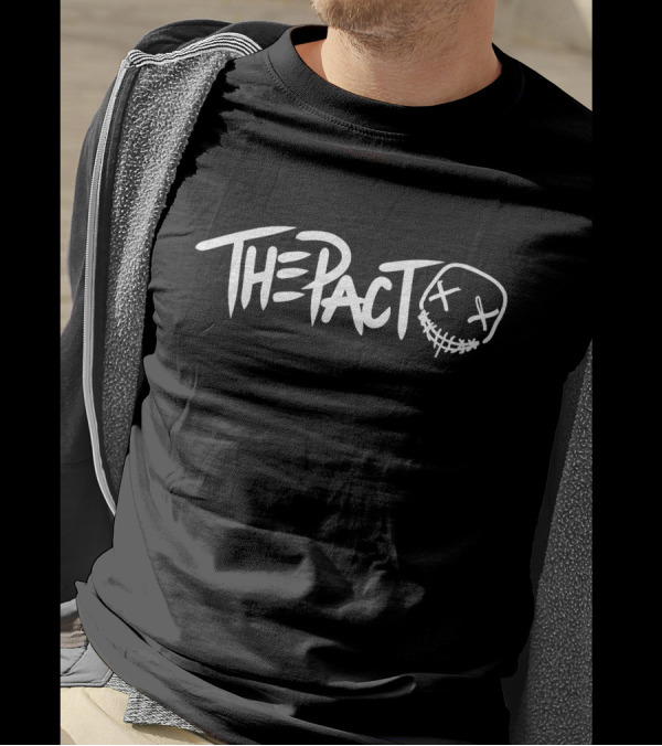 The Pact Sarahfrommars TheDeluxe4 Smiley Face Stitch T-Shirt