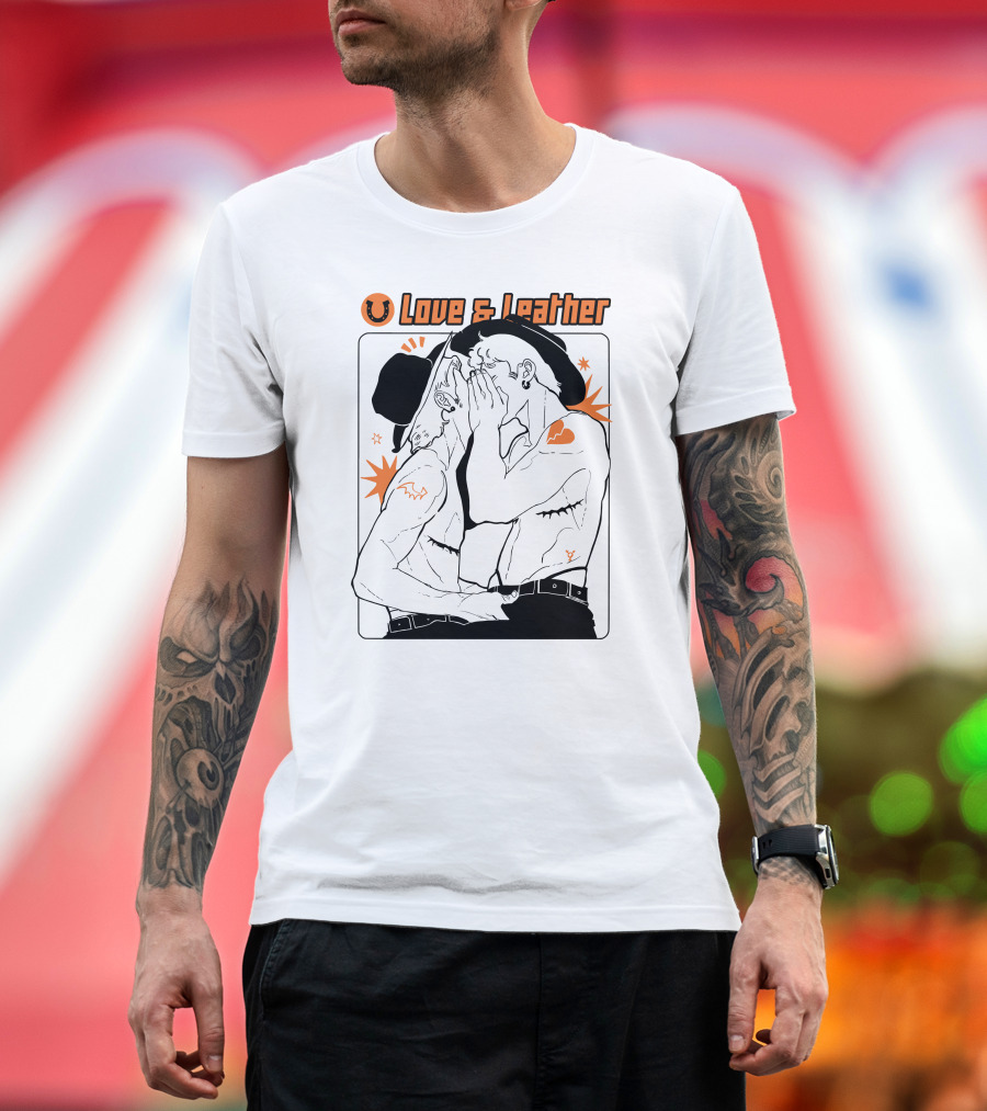 Noahdea Love and Leather Romantic Embrace Art Ink Drawing Tattoo T-Shirt