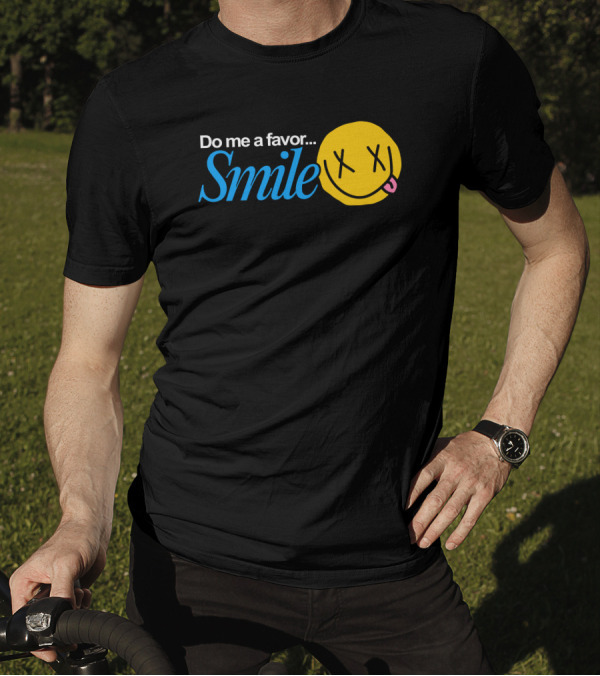 Bobby Mares Smile Yellow Face Iconic T-Shirt