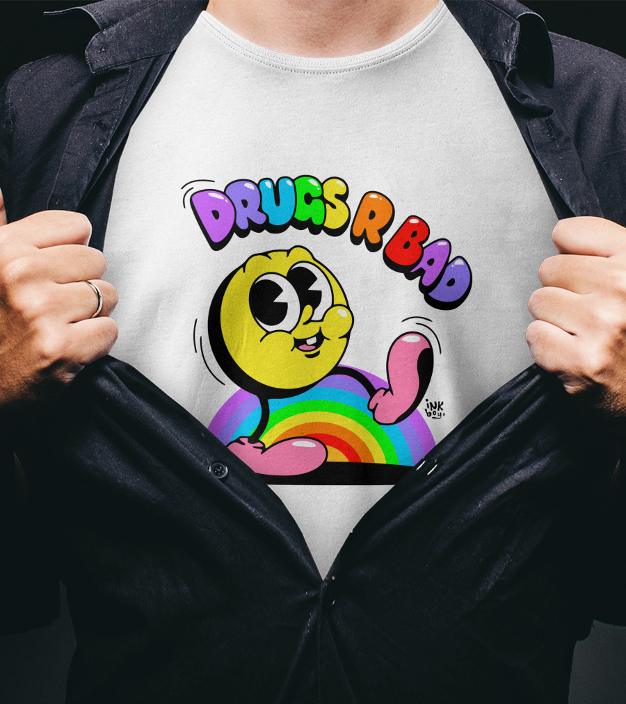 DRUGS R BAD Retro Rainbow Cartoon Smiley T-Shirt