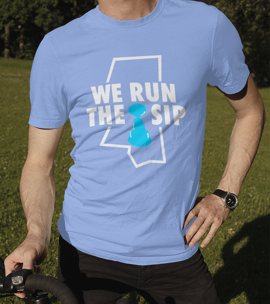 We Run The Sip Mississippi Outline With Trophy - Shop Shea Merch T-Shirt